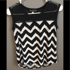Chevron top